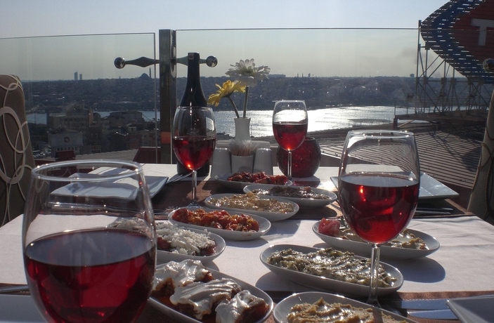 Imagen general del Troya Hotel. Foto 2