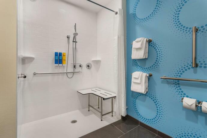 Imagen general del Tru By Hilton Janesville. Foto 34