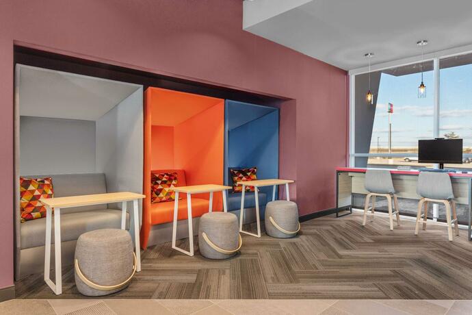 Imagen general del Tru By Hilton Janesville. Foto 35