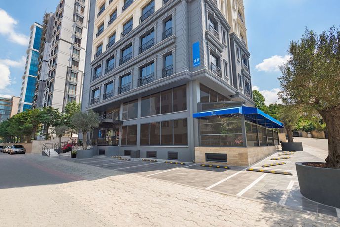 Imagen general del Tryp By Wyndham Istanbul Atasehir. Foto 1