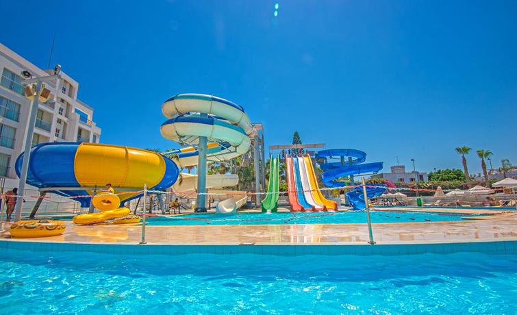 Imagen de la piscina del Tsokkos Anastasia Hotel Apartments. Foto 7