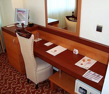 Imagen de la habitación del Tufad. Foto 6