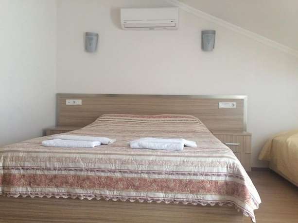 Imagen de la habitación del Tugay Hotel. Foto 6