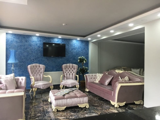 Imagen de los interiores del Tulipa Suites. Foto 18
