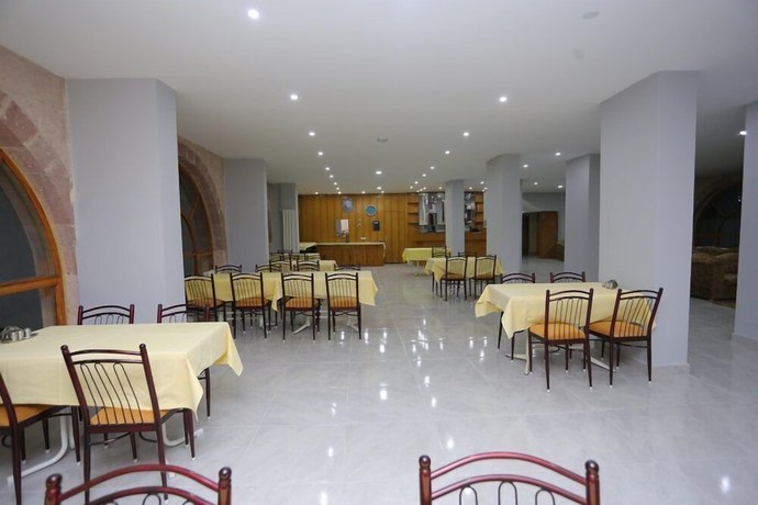 Imagen del bar/restaurante del Tulpar Hotel. Foto 3