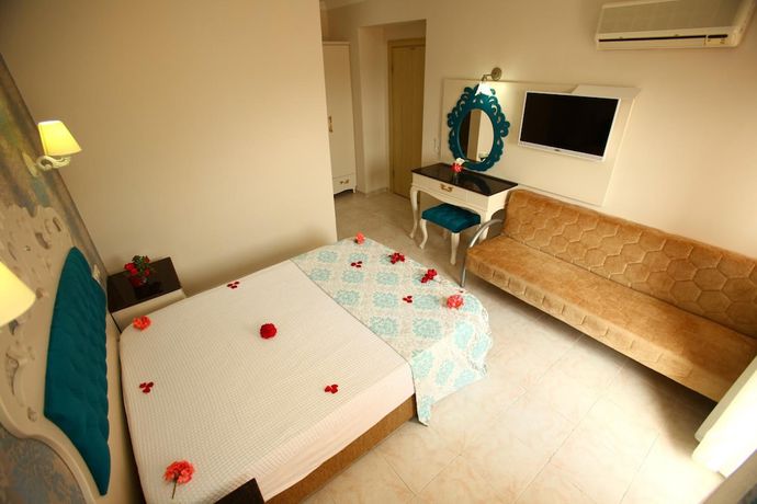 Imagen de la habitación del Turk Hotel, FETHIYE. Foto 18
