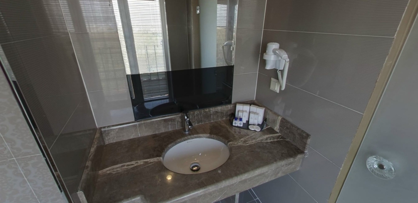 Imagen de la habitación del Turk Inn Ferro Hotel. Foto 15