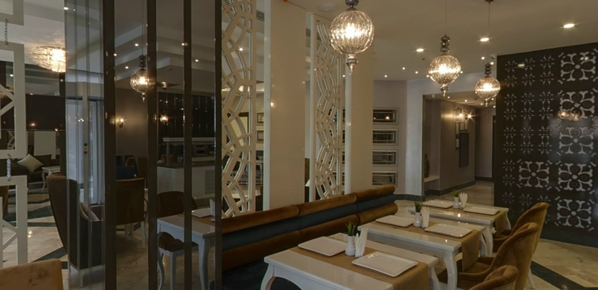 Imagen del bar/restaurante del Turk Inn Ferro Hotel. Foto 7