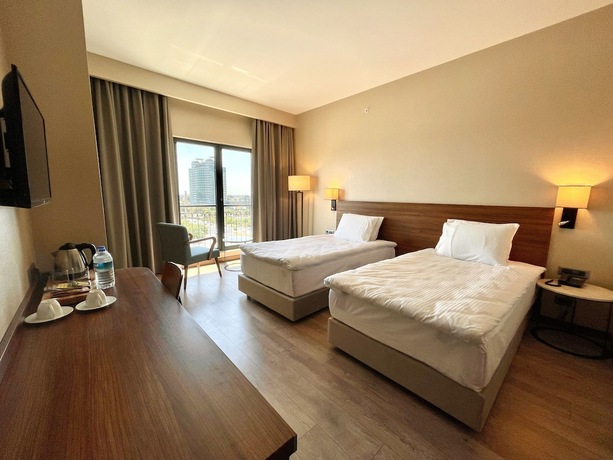 Imagen de la habitación del Turkmen Riverside Hotel. Foto 15