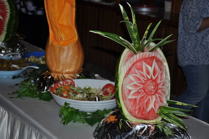 Imagen del bar/restaurante del Turkmen Tree Houses. Foto 3