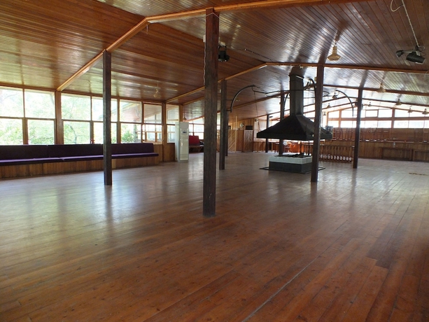 Imagen de los interiores del Turkmen Tree Houses. Foto 19