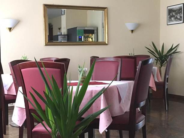 Imagen del bar/restaurante del Turm Hotel Hanau. Foto 4