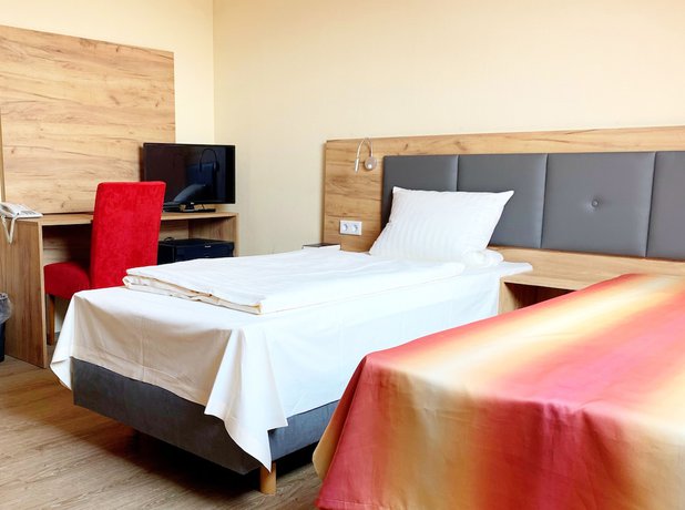 Imagen de la habitación del Turm Hotel Hanau. Foto 9