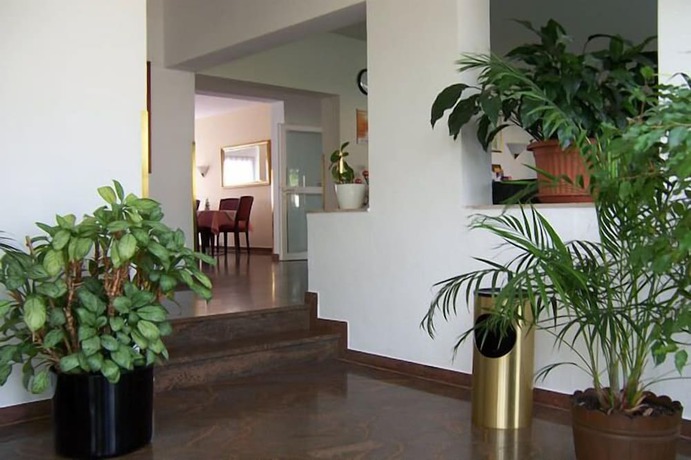 Imagen de los interiores del Turm Hotel Hanau. Foto 18