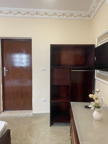 Imagen de la habitación del Turquoise Pyramids Palace, Sheikh Zayed City. Foto 19