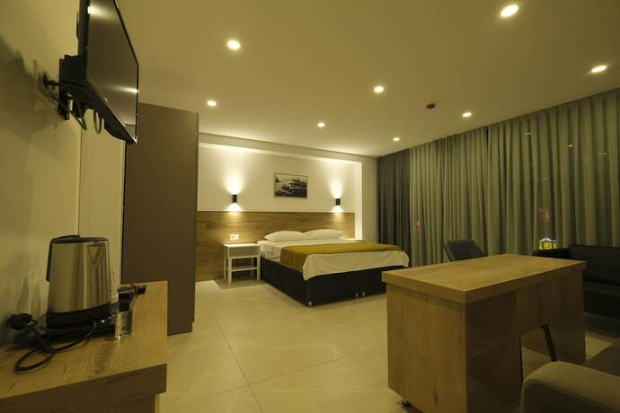 Imagen de la habitación del Tut Hotel. Foto 17
