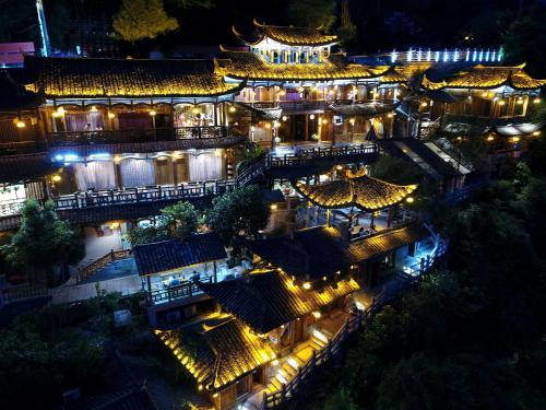 Imagen general del Tuwang Palace. Foto 3