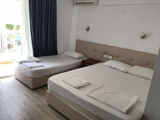 Imagen de la habitación del Twenty One Hotel. Foto 10