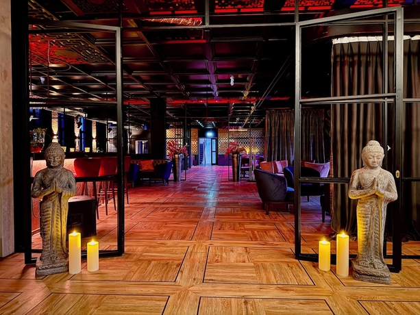 Imagen de los interiores del Twins Hotel. Foto 14