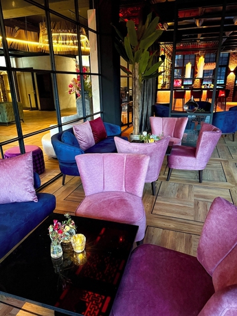 Imagen del bar/restaurante del Twins Hotel. Foto 2