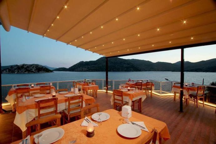Imagen del bar/restaurante del Tymnos. Foto 3