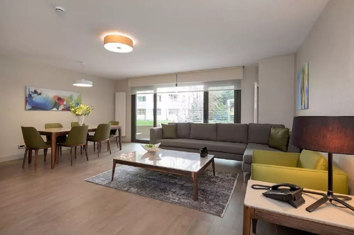 Imagen de la habitación del Tzl Suites. Foto 13
