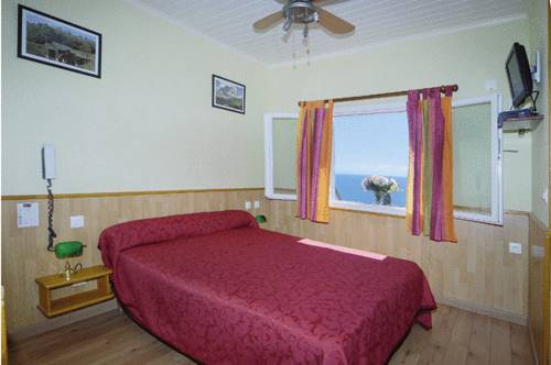 Imagen de la habitación del U Patriarcu. Foto 4