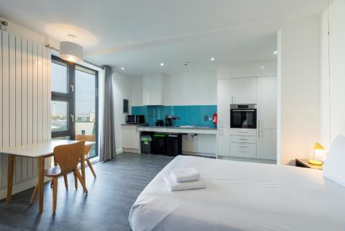 Imagen de la habitación del UCD Campus Accommodation. Foto 17