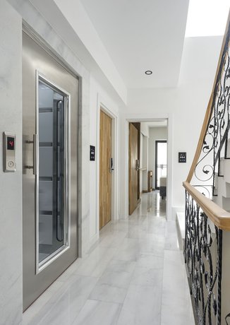 Imagen de los interiores del UK Hotel İstanbul. Foto 10