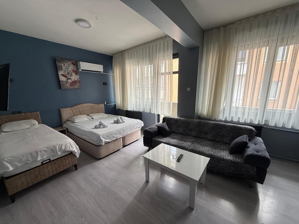 Imagen general del UMK PANSİYON CADDE. Foto 1