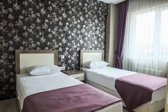 Imagen de la habitación del Udi Hotel. Foto 7