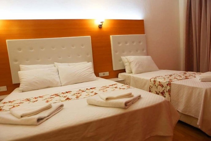 Imagen de la habitación del Ugur Hotel, Kas. Foto 15