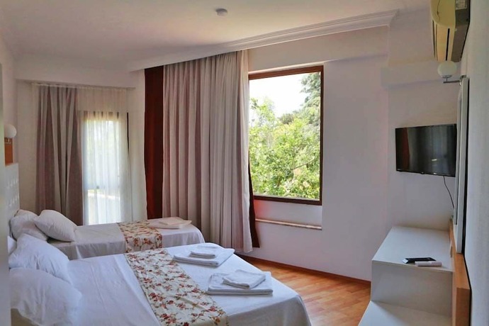 Imagen de la habitación del Ugur Hotel, Kas. Foto 18