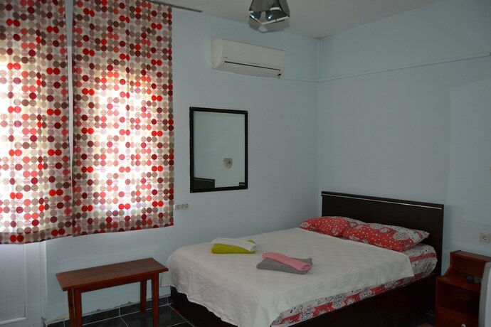 Imagen de la habitación del Ugurkan Otel. Foto 12