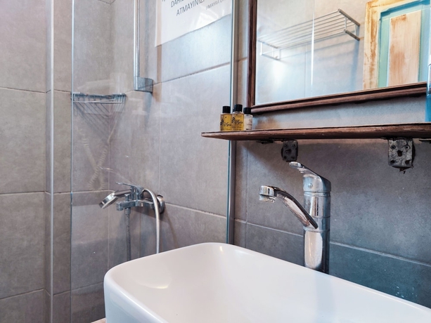 Imagen de la habitación del Umayra Otel. Foto 8