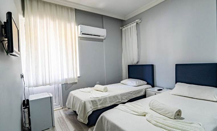 Imagen de la habitación del Umit Hotel. Foto 6