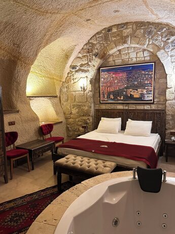 Imagen de la habitación del Under Cave Hotel. Foto 15