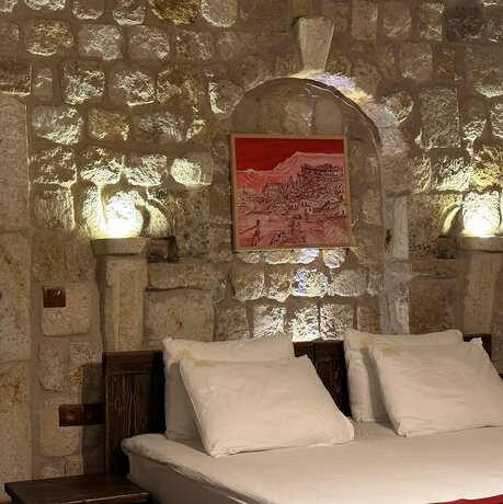 Imagen de la habitación del Under Cave Hotel. Foto 18