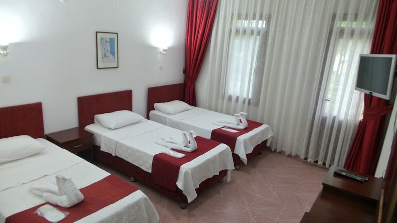 Imagen de la habitación del Unlu Hotel, &Ouml;l&uuml;deniz. Foto 6