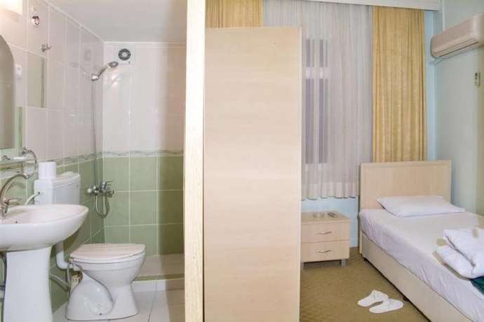 Imagen de la habitación del Unver Hotel. Foto 14
