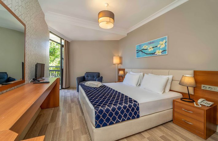 Imagen de la habitación del Uras Beach Hotel. Foto 3