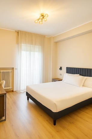 Imagen de la habitación del Urban Hotel, PESCARA. Foto 4