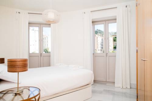 Imagen de la habitación del Urbanliving Alcazabilla. Foto 6