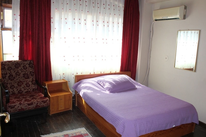 Imagen de la habitación del Urla Tarihi Han Otel. Foto 4