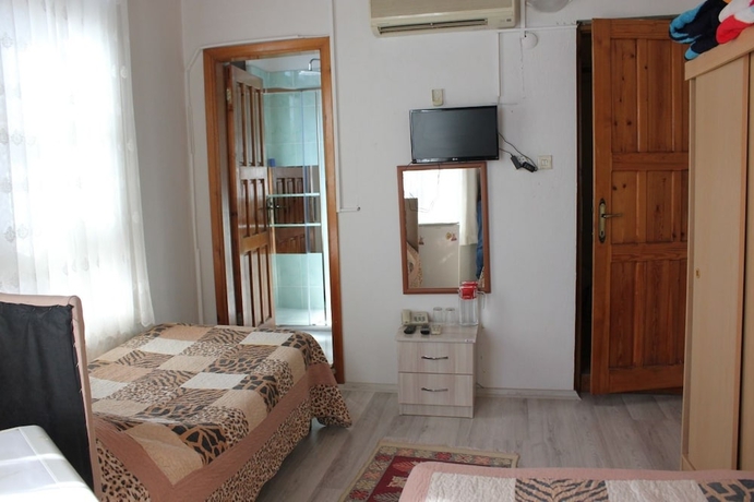 Imagen de la habitación del Urla Tarihi Han Otel. Foto 16