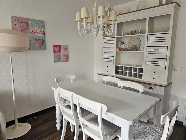 Imagen de la habitación del &Uuml;bernachten Sie im wundersch&ouml;nen Weiden. Foto 6
