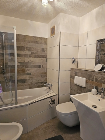 Imagen de la habitación del &Uuml;bernachten Sie im wundersch&ouml;nen Weiden. Foto 11