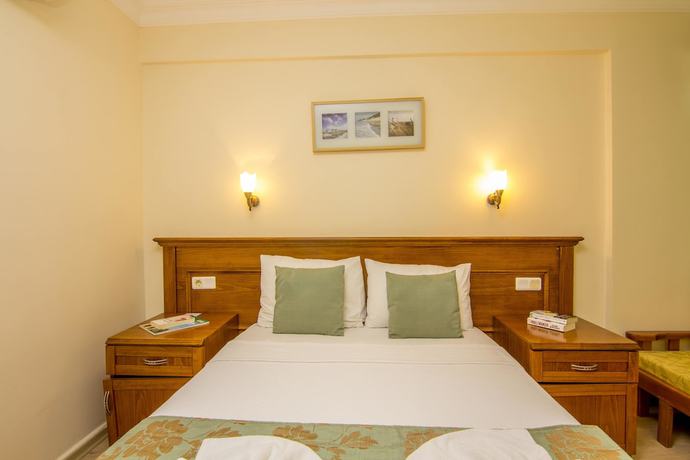 Imagen de la habitación del &Uuml;nsal Hotel. Foto 4