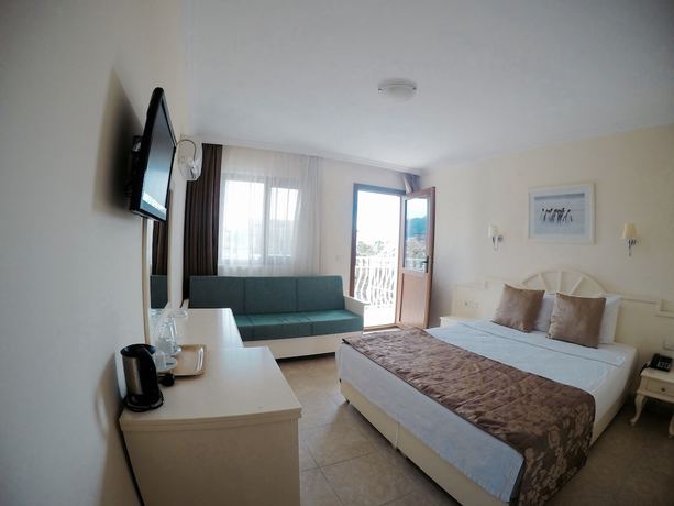 Imagen de la habitación del &Uuml;nsal Hotel. Foto 11