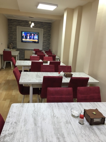 Imagen del bar/restaurante del Uygun Otel, Yakutiye. Foto 4